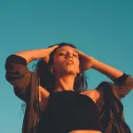 Stile tattile: il ruolo del tessuto nella percezione estetica