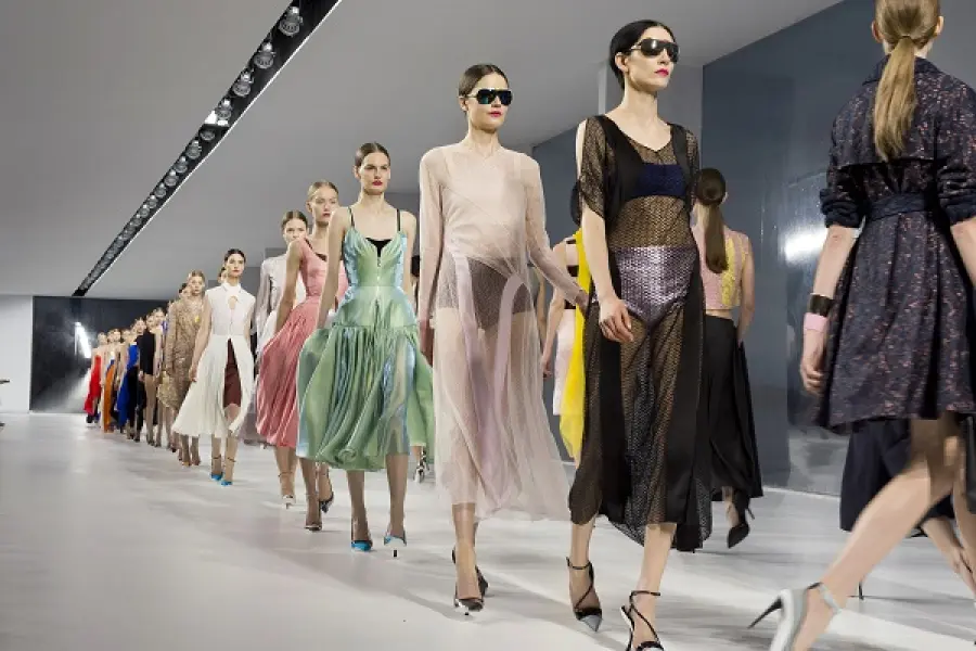 Come iniziare una carriera nel mondo della moda