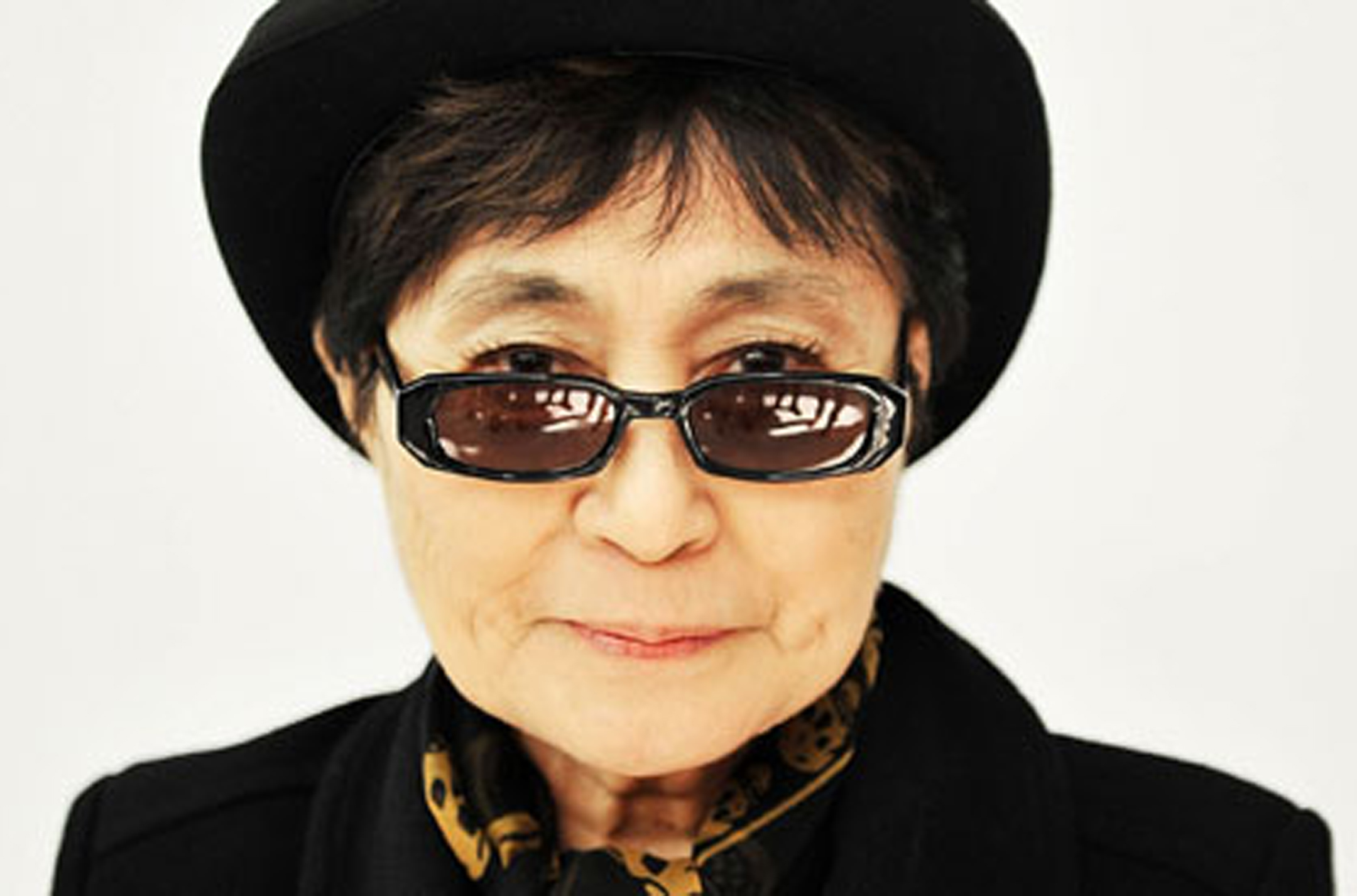 yoko ono artista arte concettuale fluxus